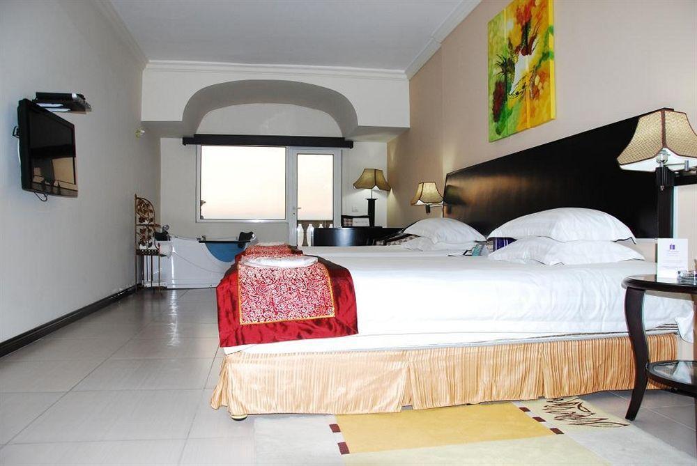 Portaluna Hotel & Resort จูนิเย ภายนอก รูปภาพ