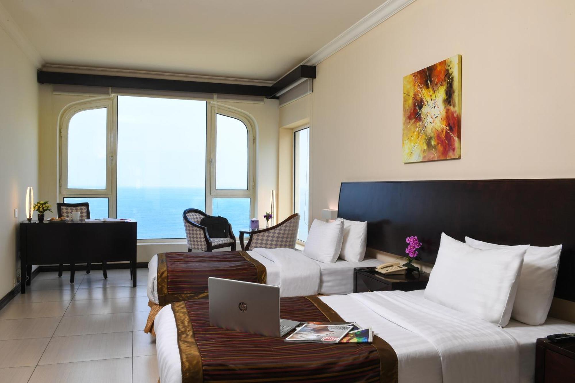 Portaluna Hotel & Resort จูนิเย ภายนอก รูปภาพ