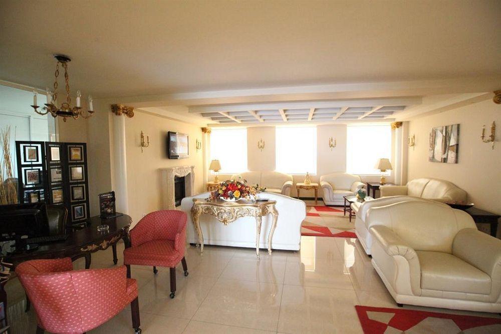 Portaluna Hotel & Resort จูนิเย ภายนอก รูปภาพ
