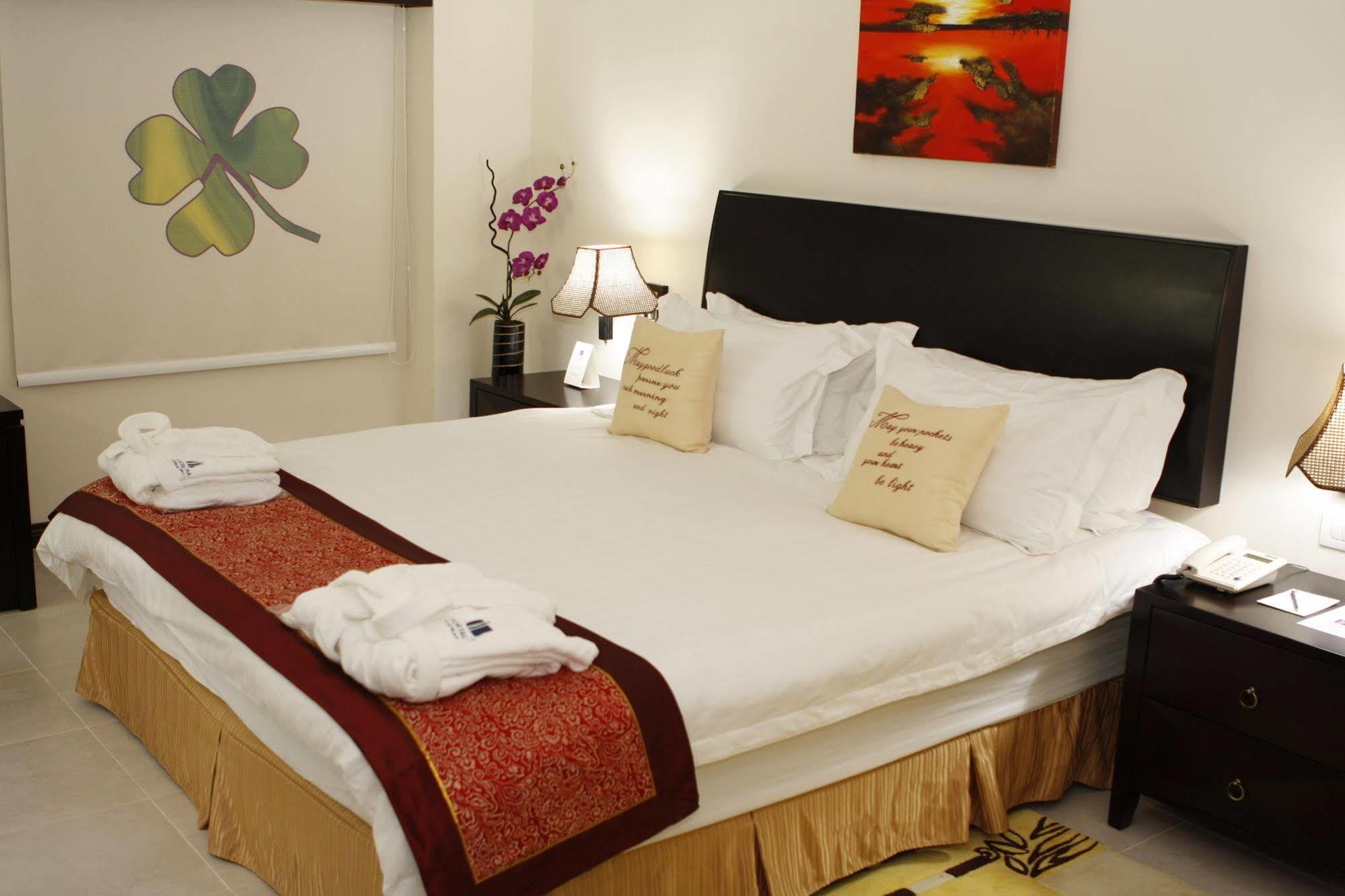 Portaluna Hotel & Resort จูนิเย ภายนอก รูปภาพ