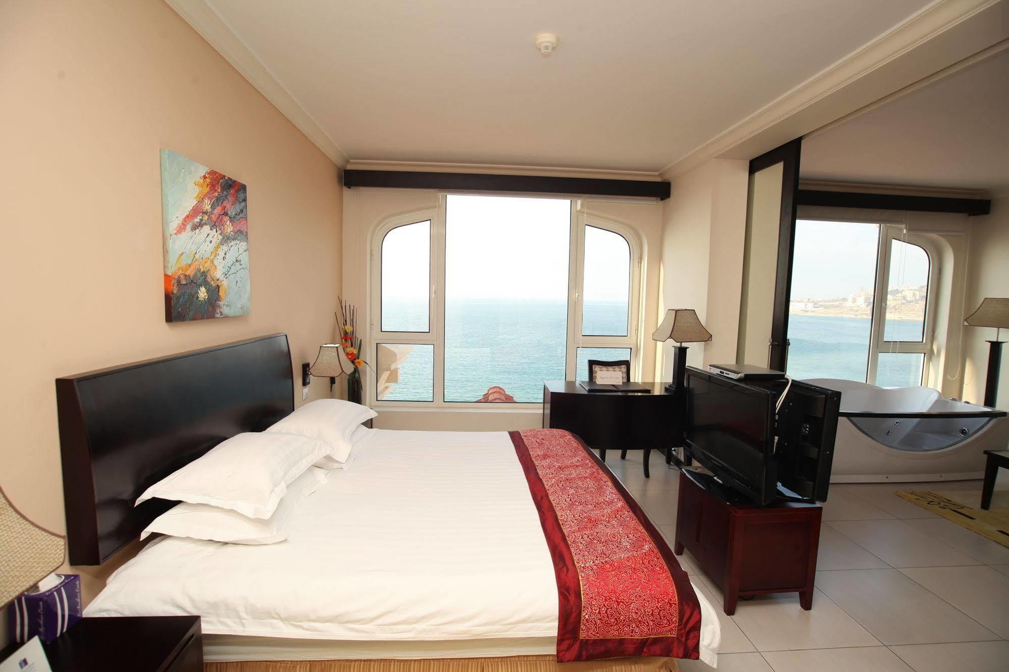 Portaluna Hotel & Resort จูนิเย ภายนอก รูปภาพ
